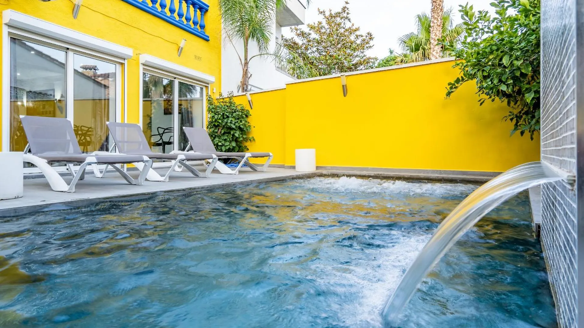 Welcs Casa 092 Emp Con Piscina Villa Empuriabrava Holiday home